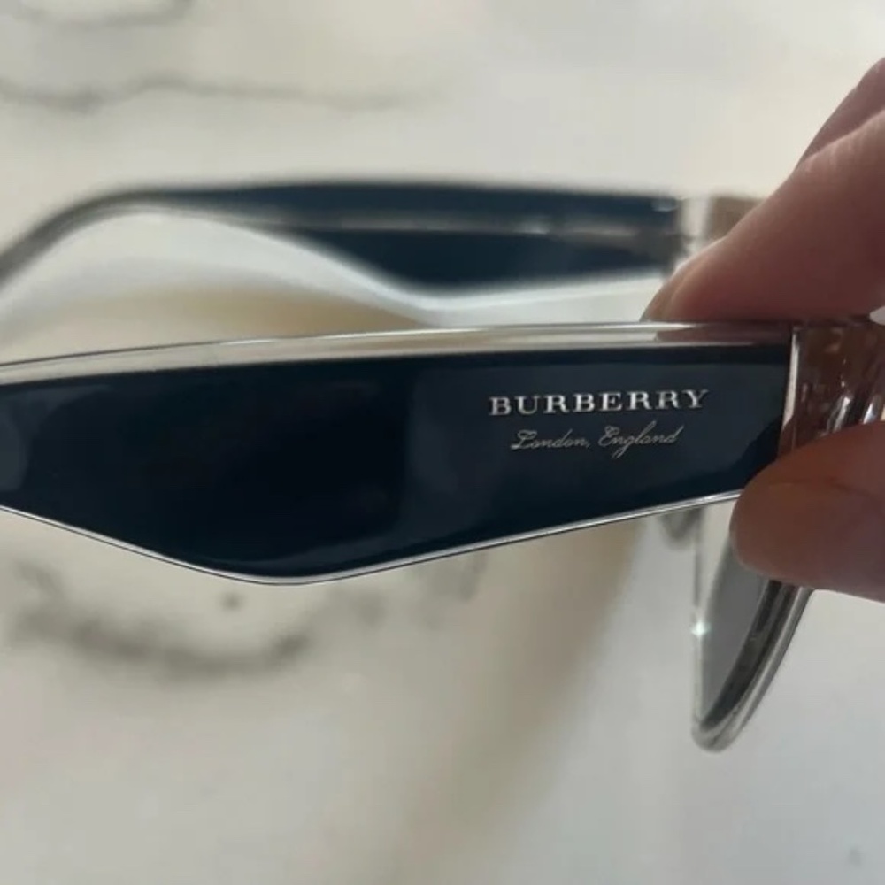 100% AUTHENTIC Burberry 4271-F Ocher Transparent Sunglasses 37334L with Box - Picture 8 of 11